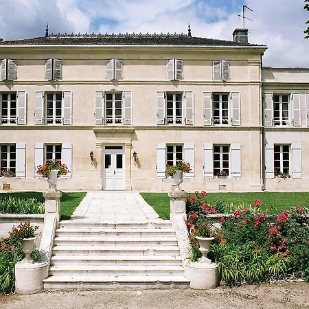 Chateau De Mesnac