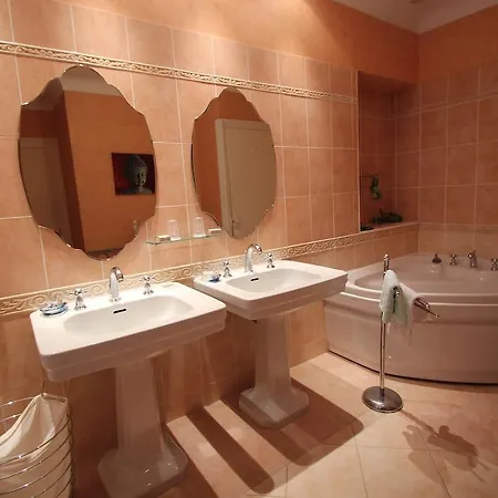 Гостевой дом Chateau De